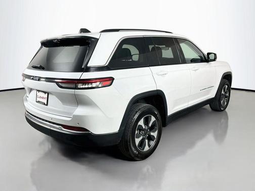 Bright White Clearcoat 2022 Jeep Grand Cherokee 4xe Base