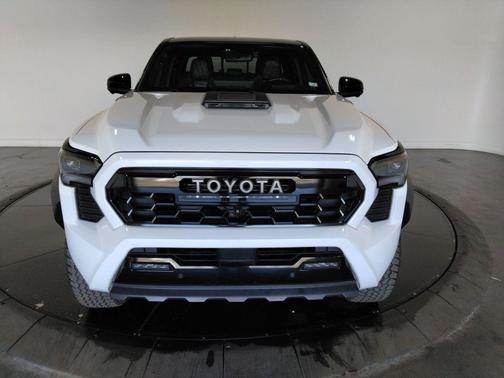 2024 Toyota Tacoma Hybrid TRD PRO