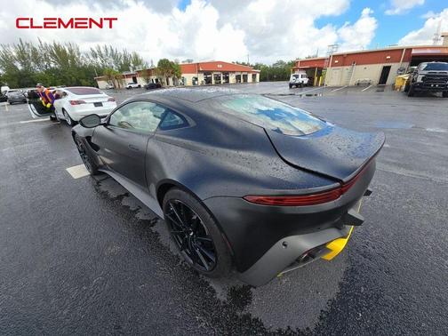2020 Aston Martin Vantage Base