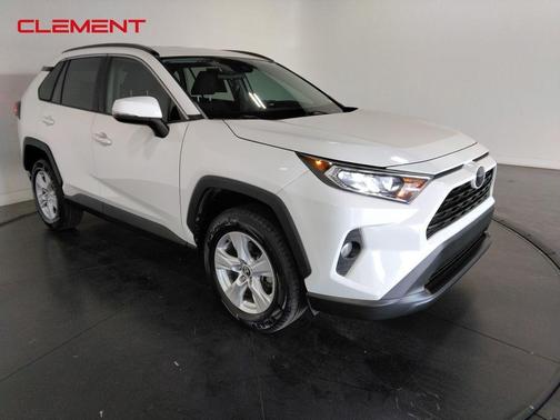 2020 Toyota RAV4 XLE