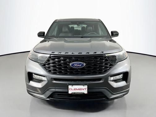 Carbonized Gray Metallic 2022 Ford Explorer ST-Line