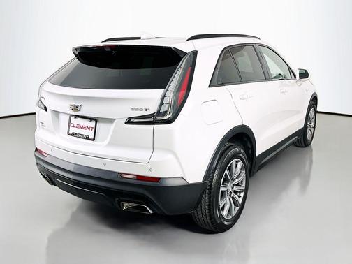 Crystal White Tri-Coat 2020 Cadillac XT4 Sport