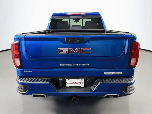 Dynamic Blue Metallic 2022 GMC Sierra 1500 Elevation