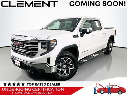 White Frost Tri-Coat 2022 GMC Sierra 1500 SLT