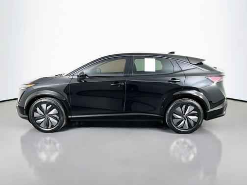 Black (P) 2025 Nissan ARIYA EVOLVE+