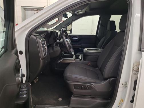 Summit White 2021 Chevrolet Silverado 1500 RST