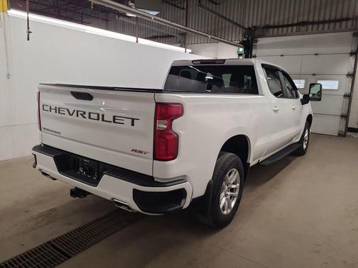 Summit White 2021 Chevrolet Silverado 1500 RST