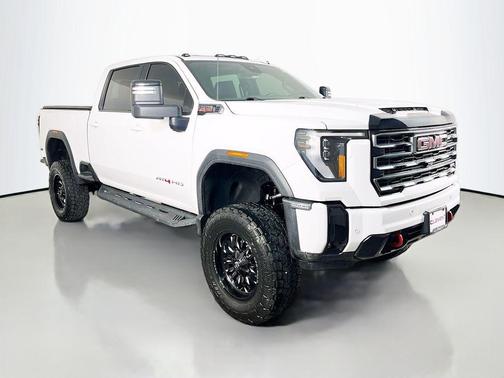 Summit White 2026 GMC Sierra 2500 AT4
