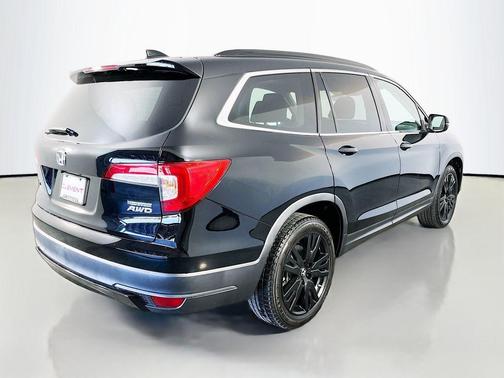 Crystal Black Pearl 2022 Honda Pilot Special Edition