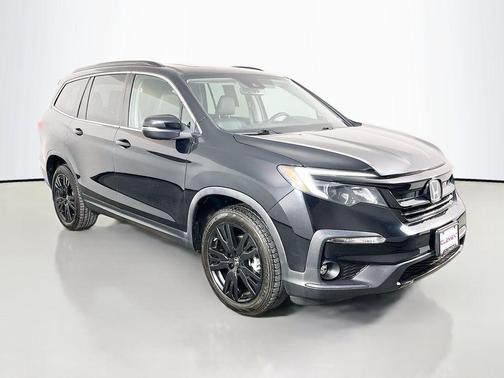 Crystal Black Pearl 2022 Honda Pilot Special Edition