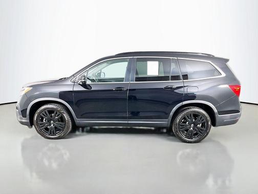 Crystal Black Pearl 2022 Honda Pilot Special Edition