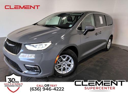 2023 Chrysler Pacifica Touring-L