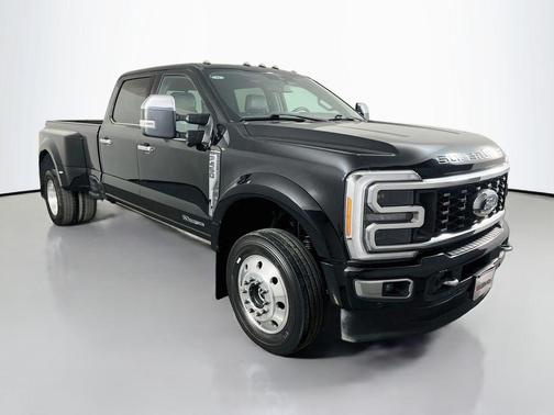 Agate Black Metallic 2023 Ford F-450 Platinum
