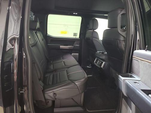 Agate Black Metallic 2023 Ford F-450 Platinum