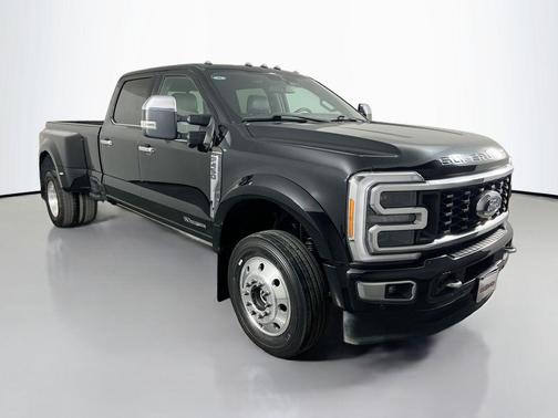 Agate Black Metallic 2023 Ford F-450 Platinum