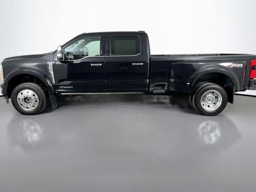 Agate Black Metallic 2023 Ford F-450 Platinum