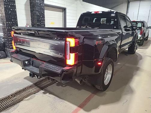 Agate Black Metallic 2023 Ford F-450 Platinum