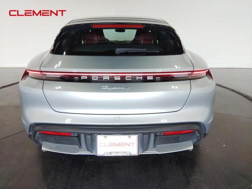 2022 Porsche Taycan 4