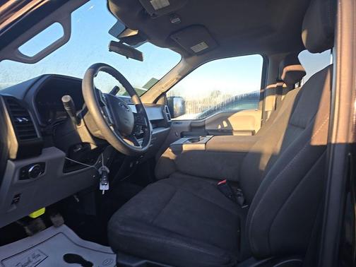 Agate Black Metallic 2019 Ford F-150 XL