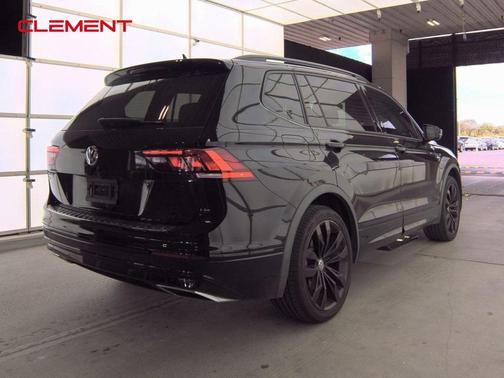 2020 Volkswagen Tiguan 2.0T SE R-Line Black