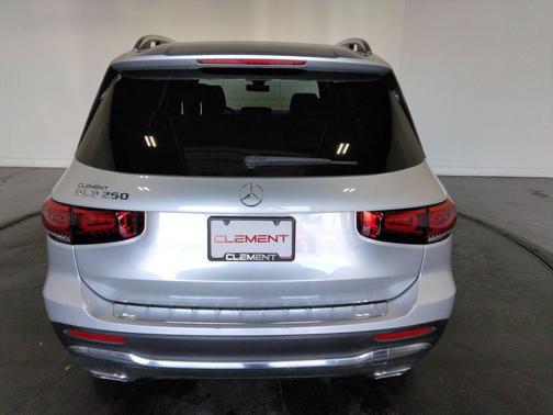 2022 Mercedes-Benz GLB 250 Base