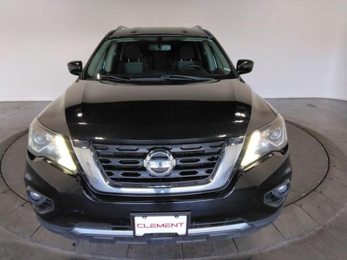 2020 Nissan Pathfinder SV