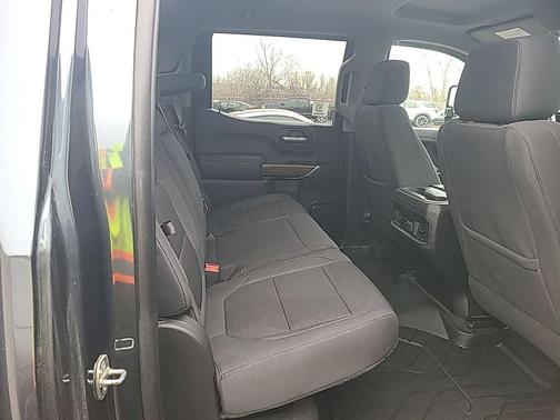 Shadow Gray Metallic 2021 Chevrolet Silverado 1500 RST