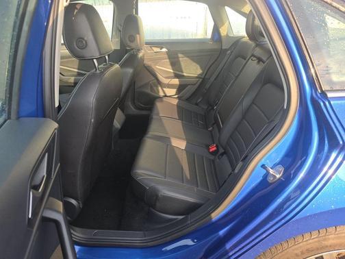 Rising Blue Metallic 2024 Volkswagen Jetta 1.5T SE