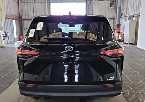 2022 Toyota Sienna XLE