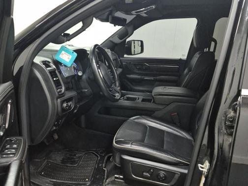 Diamond Black 2022 RAM 1500 Limited