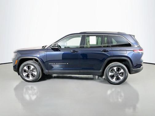 Midnight Sky 2022 Jeep Grand Cherokee 4xe Base