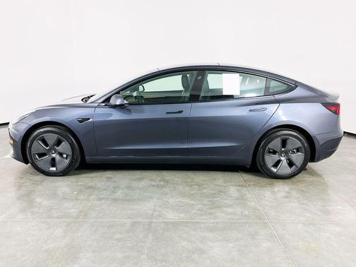 Midnight Silver Metallic 2023 Tesla Model 3 Base