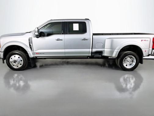 Iconic Silver Metallic 2024 Ford F-450 Platinum