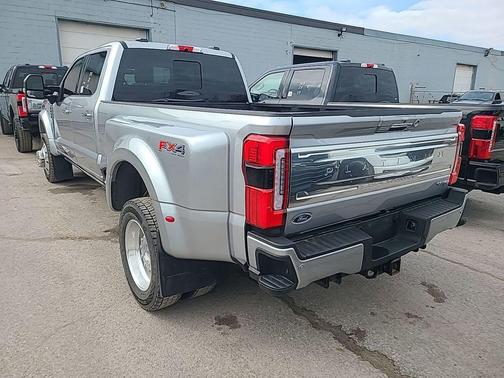 Iconic Silver Metallic 2024 Ford F-450 Platinum