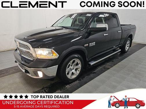 Brilliant Black Crystal Pearlcoat 2017 RAM 1500 Laramie