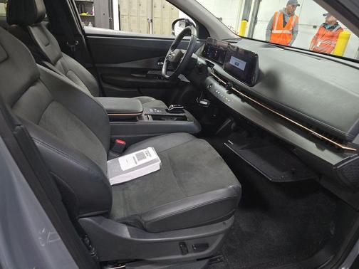 Boulder Gray Metallic 2024 Nissan ARIYA EVOLVE+