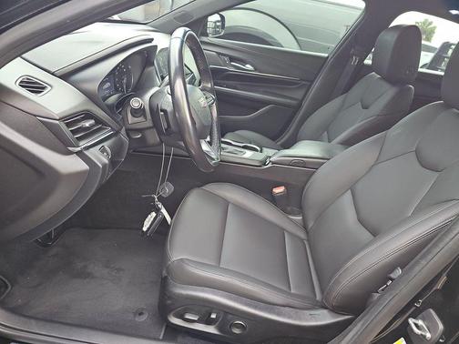 2023 Cadillac CT4 Luxury