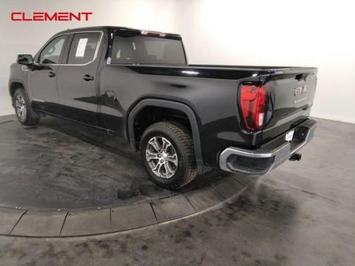 2022 GMC Sierra 1500 SLE