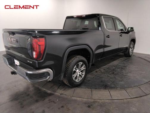 2022 GMC Sierra 1500 SLE
