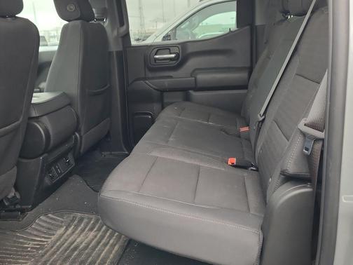 Sterling 2024 GMC Sierra 1500 Pro