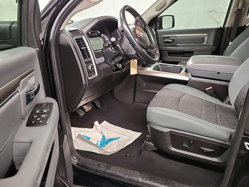 2020 RAM 1500 Classic SLT