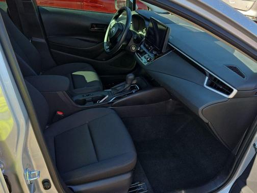 Classic Silver Metallic 2025 Toyota Corolla LE
