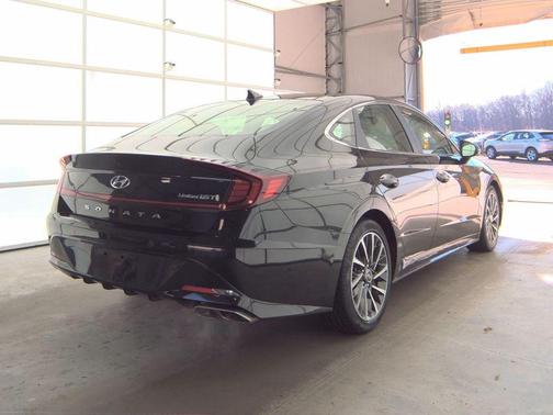 2023 Hyundai SONATA Limited