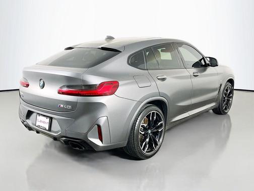 Black Sapphire Metallic 2023 BMW X4 M40i