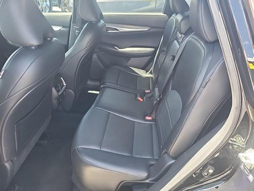 Black Obsidian 2021 INFINITI QX50 Luxe