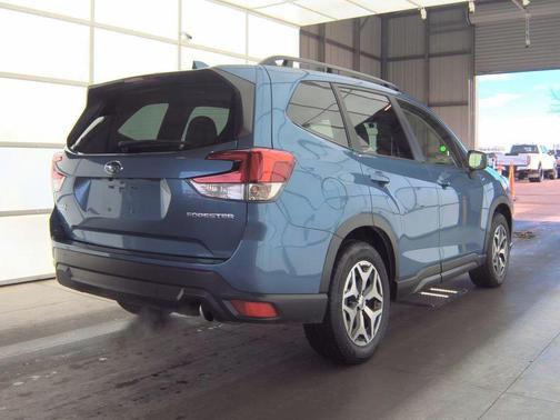 2023 Subaru Forester 2.5i Premium