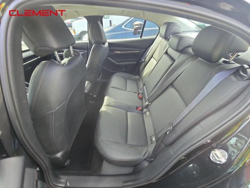 2023 Mazda Mazda3 FWD w/Preferred Package