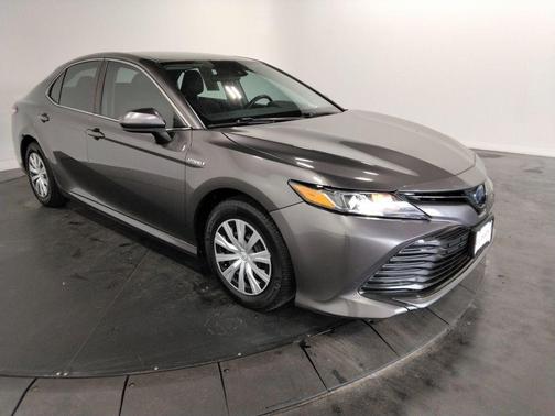 2020 Toyota Camry Hybrid LE