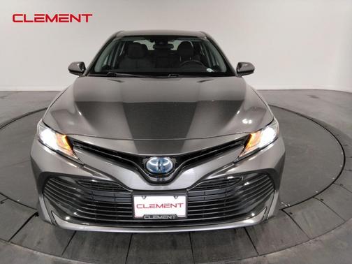 2020 Toyota Camry Hybrid LE