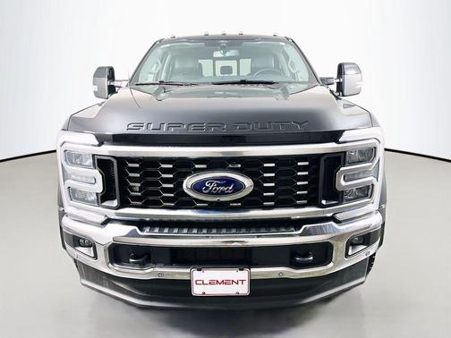 Agate Black Metallic 2025 Ford F-450 Lariat